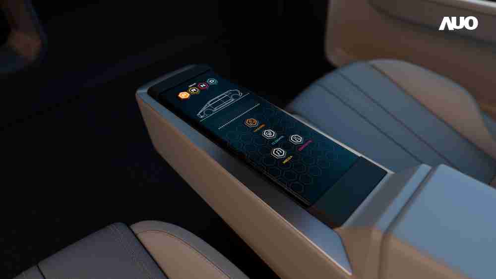 尊龙集团以人性化设计打造多变形态中控显示(Morphing Center Control)，，，，不使用时仅平面显示信息，，，，进行操作时，，，，显示器则会动态隆起，，，转变成3D实体按钮，，，，并有触觉回馈，，，，展示人机互动新体验